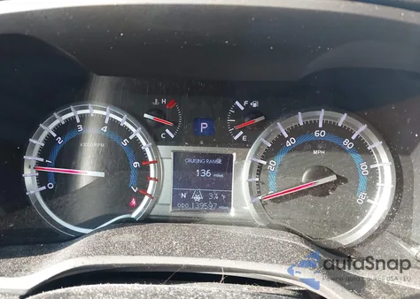 2015 Toyota 4Runner Sr5 z USA, uszkodzony, nr VIN JTEBU5JR1F5258011